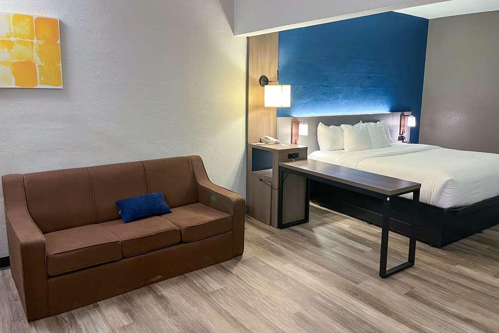Comfort Suites Clearwater - Dunedin Rum bild