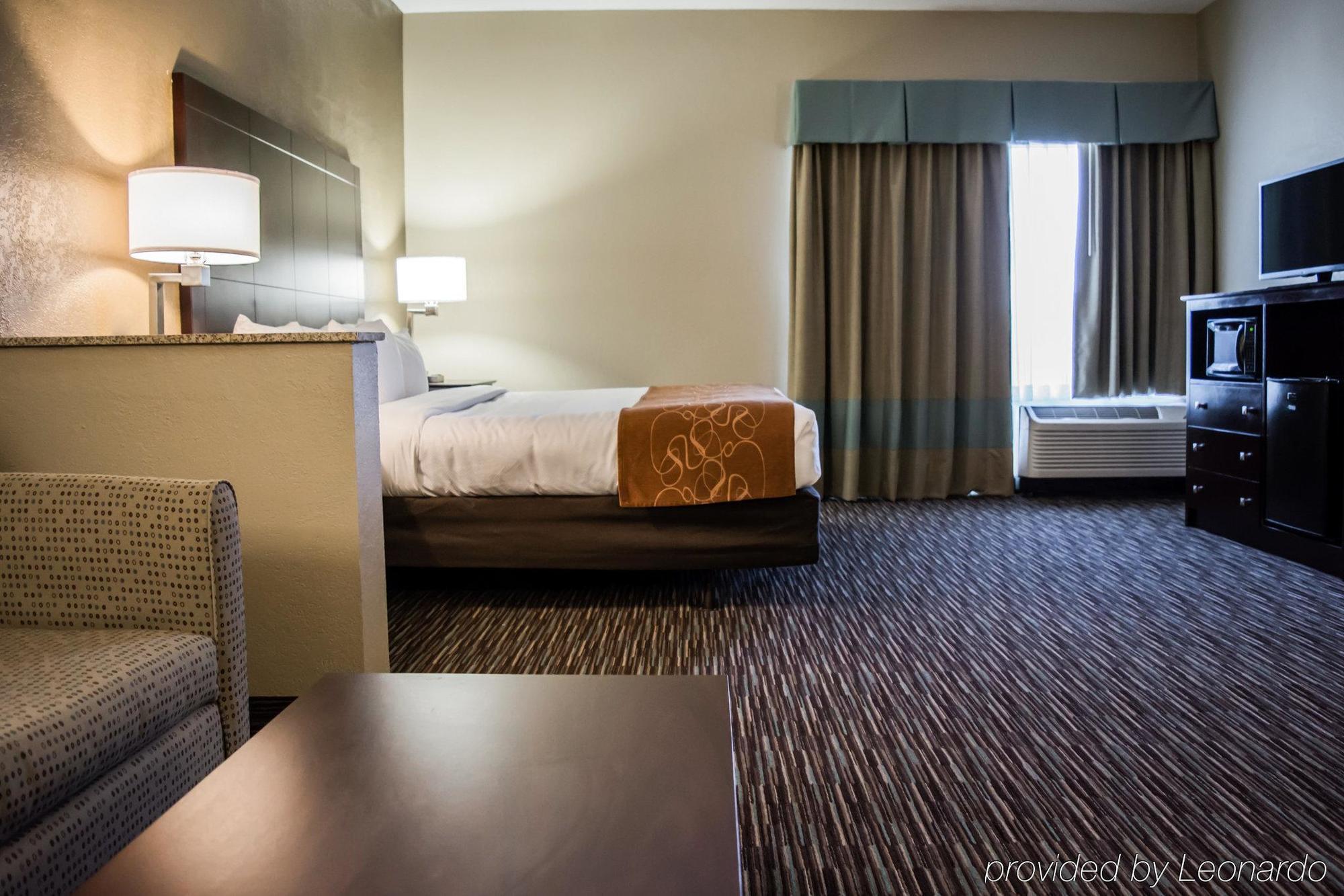 Comfort Suites Clearwater - Dunedin Exteriör bild